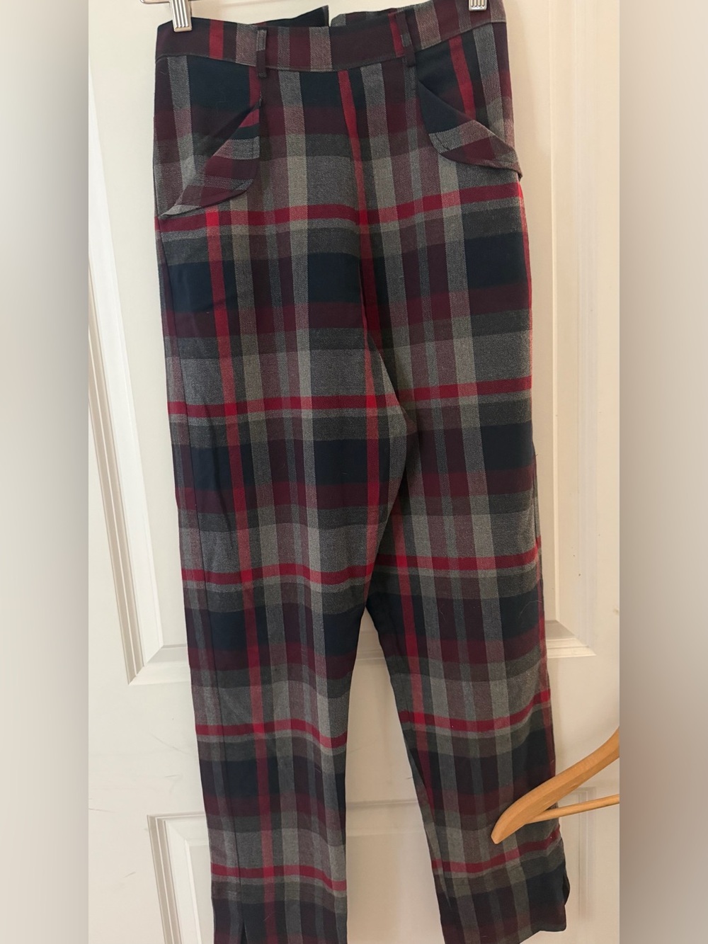 Freddies of pinewood sz 26 (UK) / SzS US) navy grey/ red